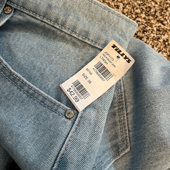RSQ Jeans from Tillys (size 28) - Picture 4 of 9